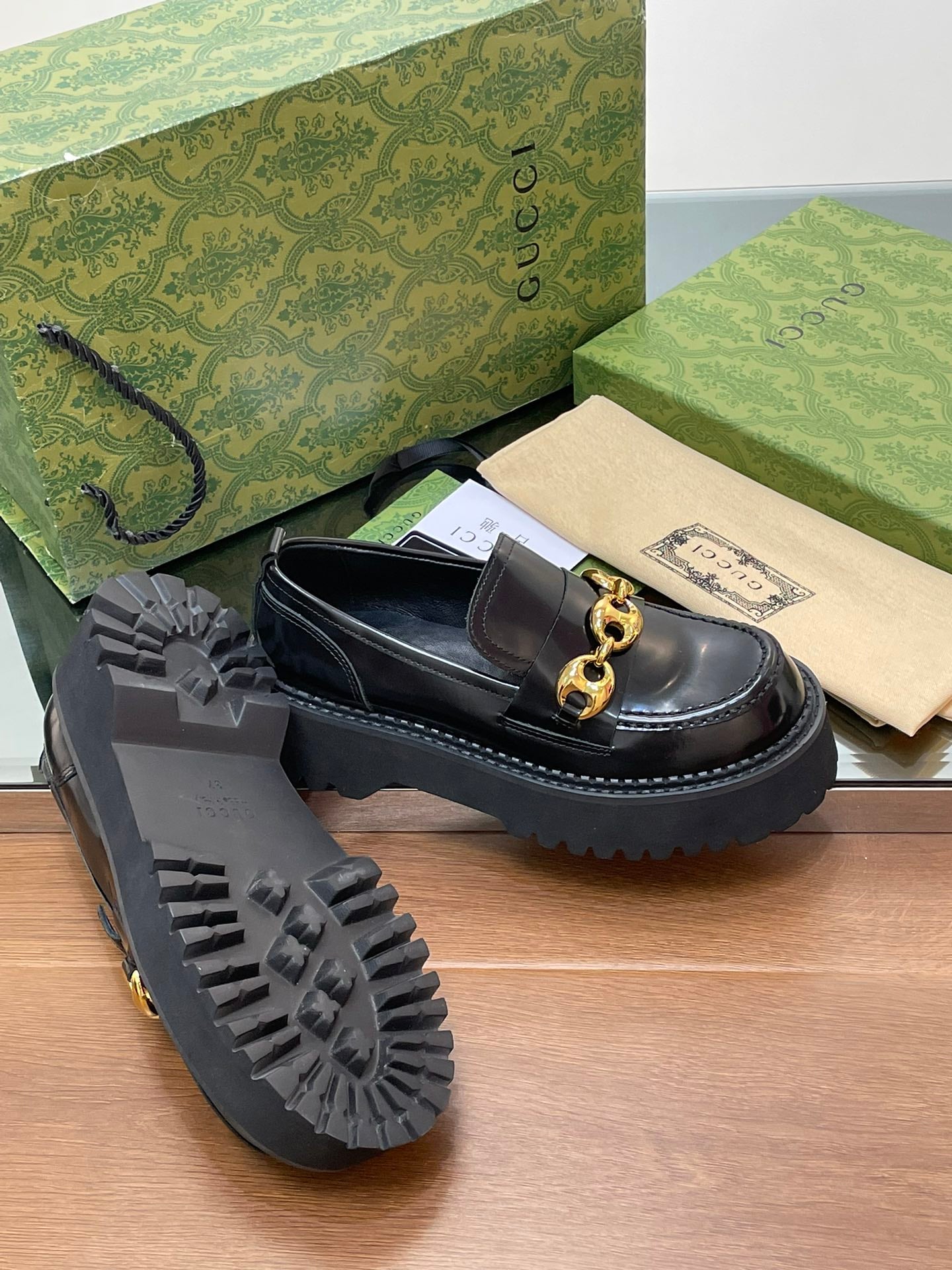 GG Black Men's Shoes – Timeless Style and Unmatched Comfort