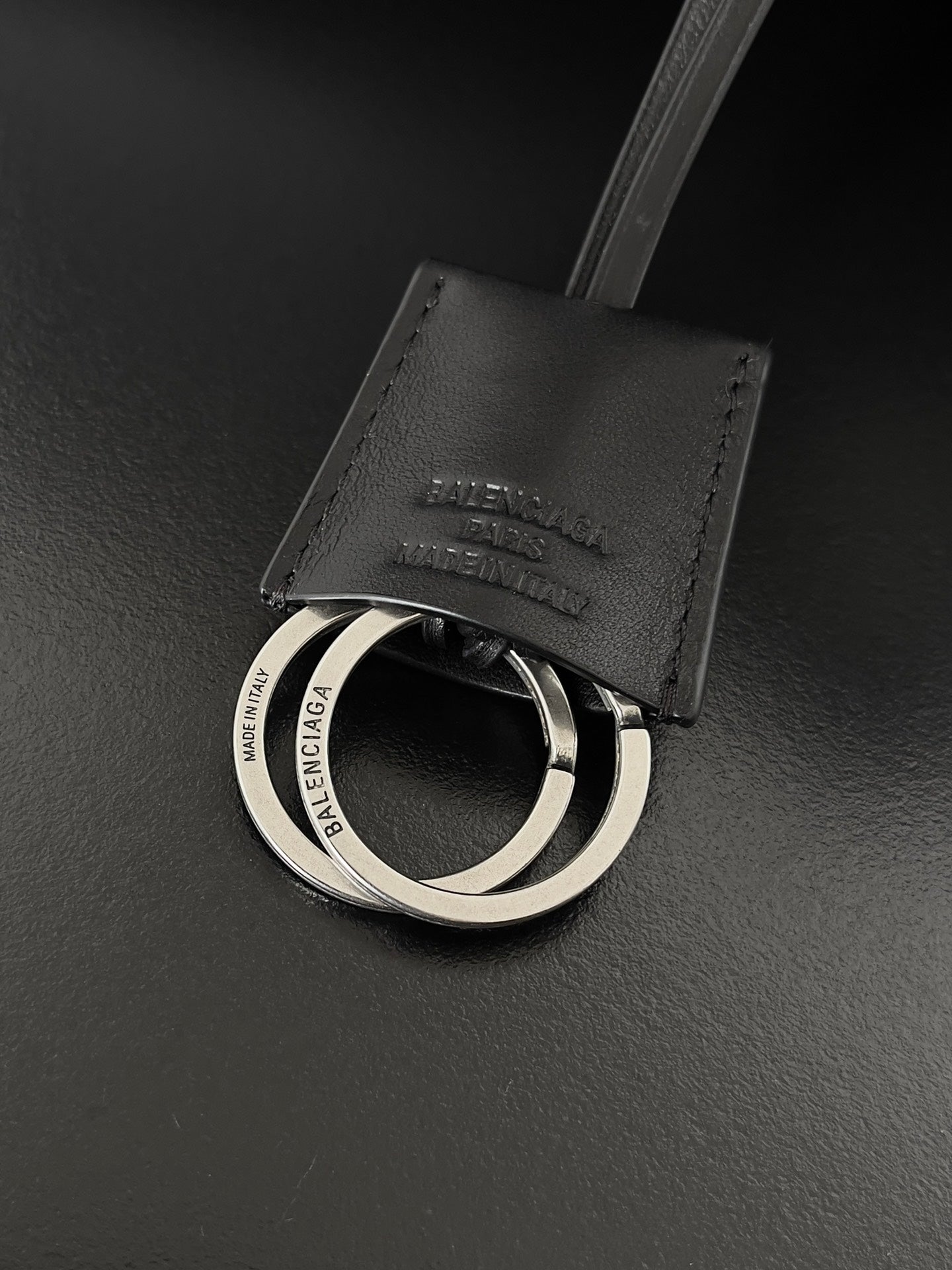 Balenciaga Black Large Tote with Silver Accents – Sleek and Sophisticated
