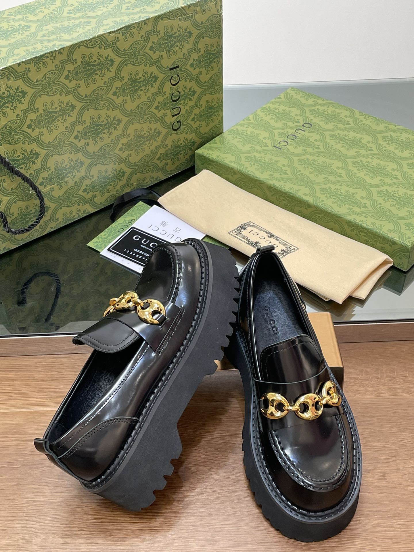 GG Black Men's Shoes – Timeless Style and Unmatched Comfort