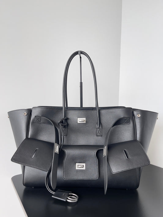 Balenciaga Black Large Tote with Silver Accents – Sleek and Sophisticated