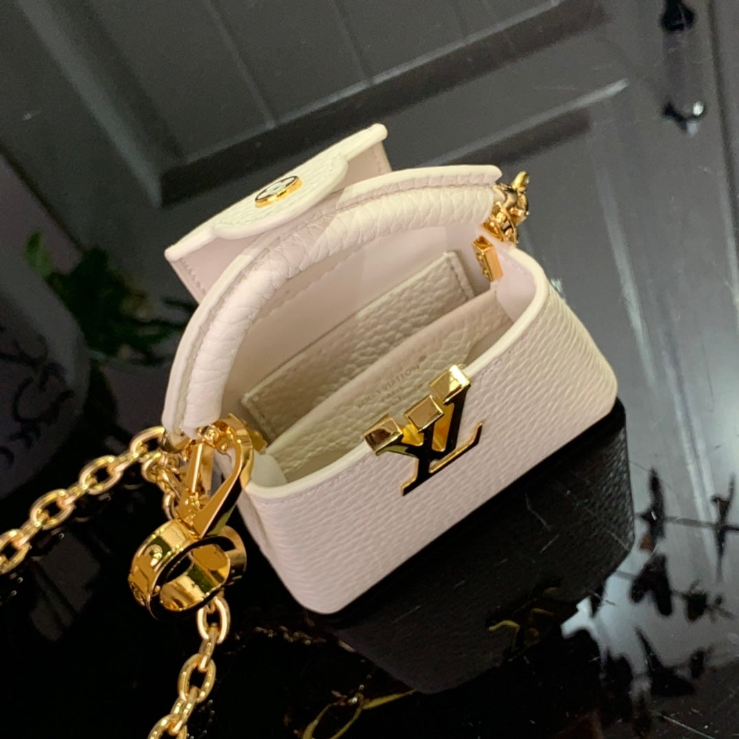 LV Bag - Graceful Luxury