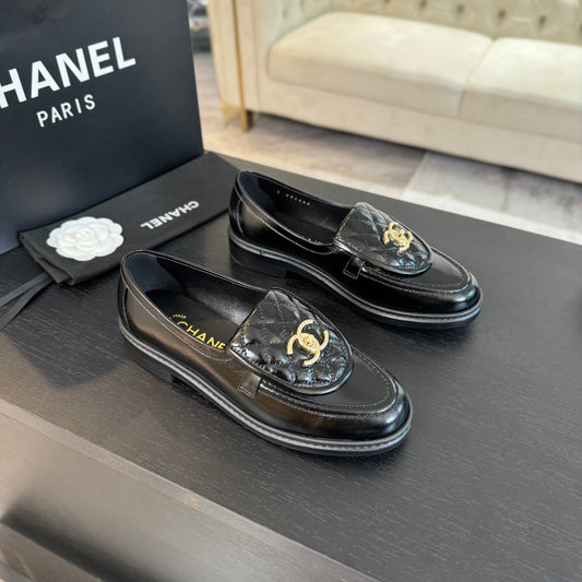 Chanel Black Shoes – Timeless Elegance and Iconic Style