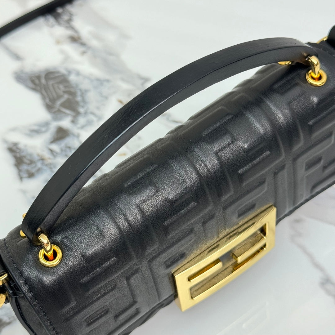 Fendi Black Small Handbag – Classic Luxury in a Petite Form
