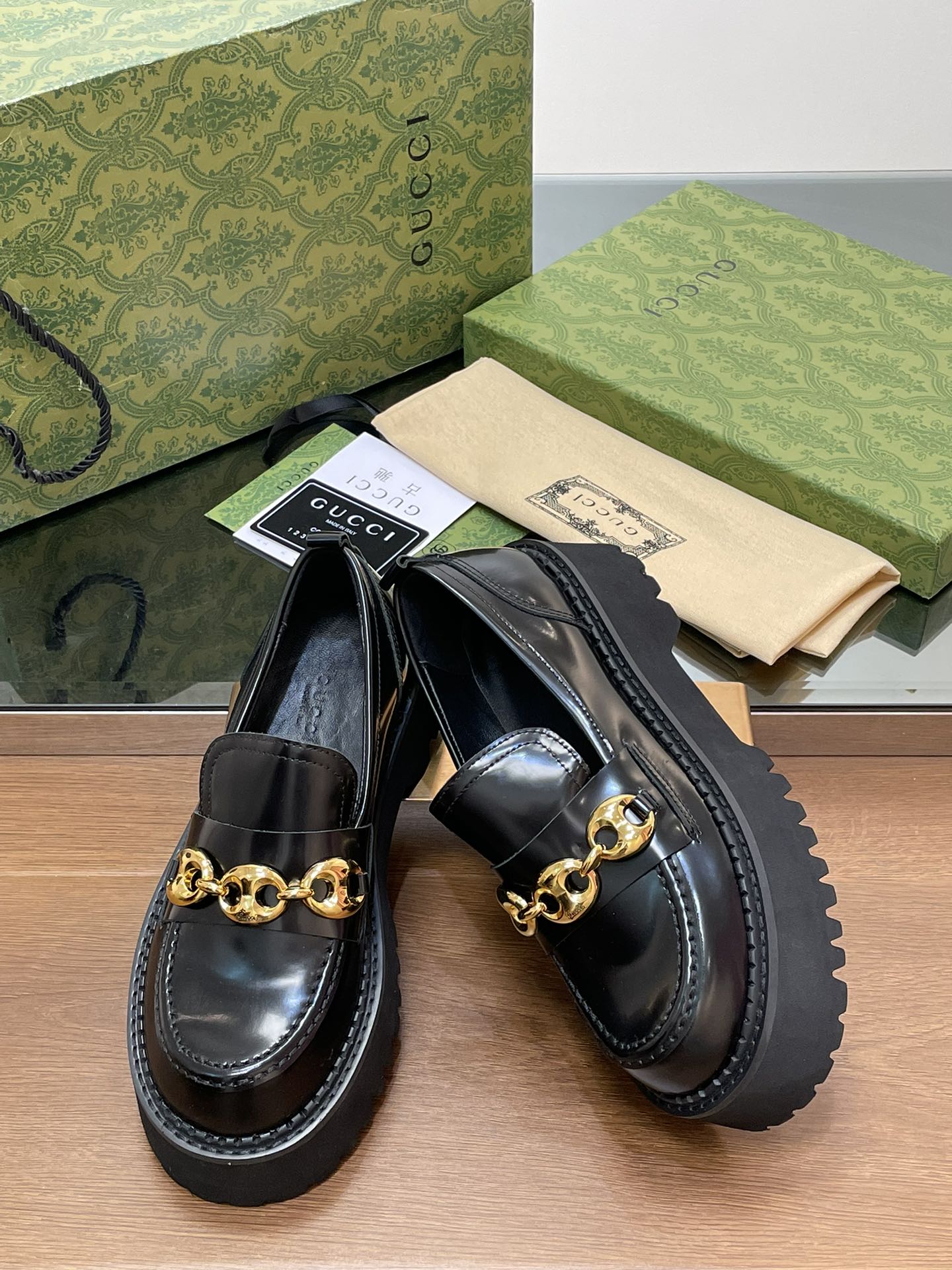 GG Black Men's Shoes – Timeless Style and Unmatched Comfort
