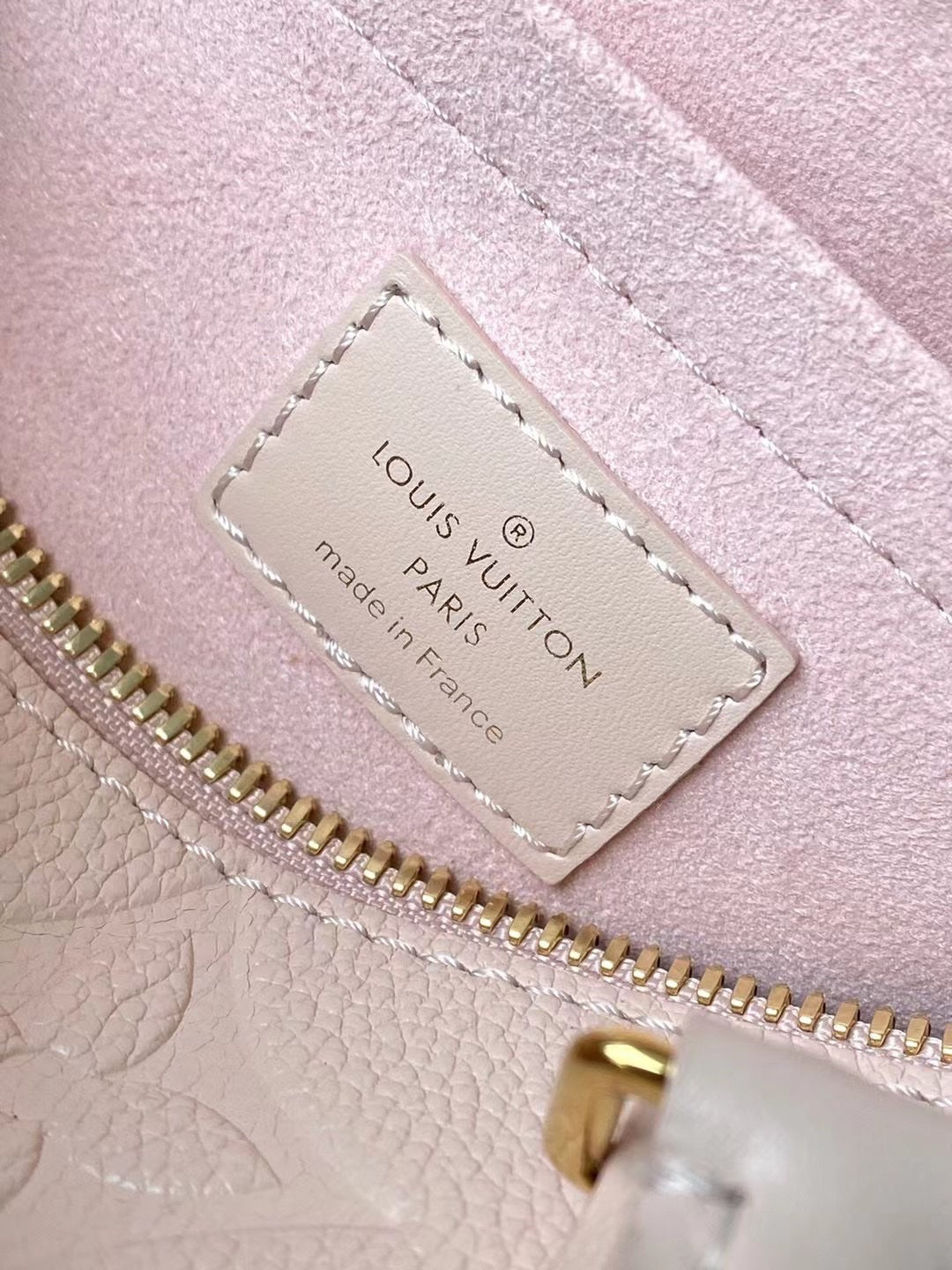 LV Pink Kids Speedy Bag – Adorable and Trendy for Little Fashionistas