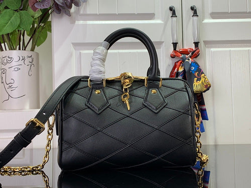 LV Black Speedy Bag – Classic Style Meets Modern Versatility