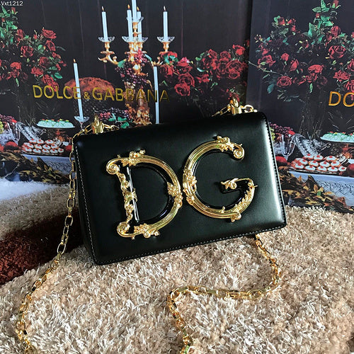 D&G Black Bag with Gold Metalware – Bold and Luxurious Design