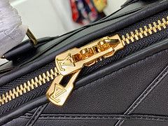 LV Black Speedy Bag – Classic Style Meets Modern Versatility