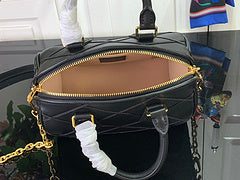 LV Black Speedy Bag – Classic Style Meets Modern Versatility