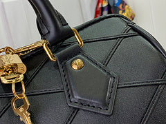 LV Black Speedy Bag – Classic Style Meets Modern Versatility